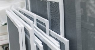 Москитные сетки на пластиковые окна Приморско-Ахтарск купить по цене от 923 руб.